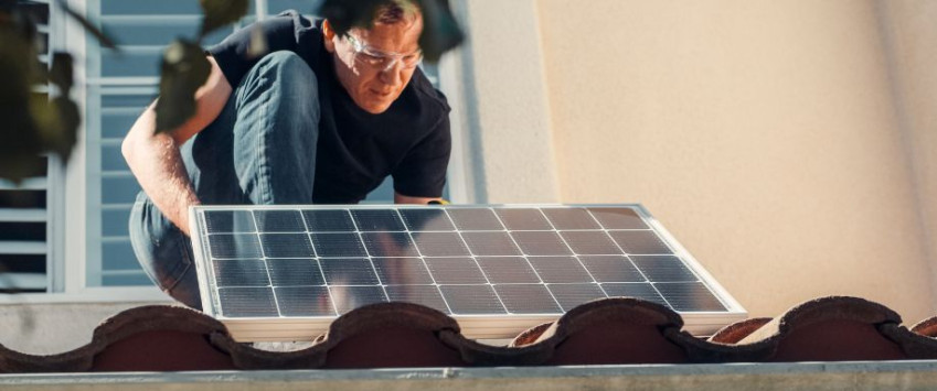 ¿Qué incluye un kit de panel solar?