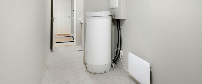 ¿Es obligatorio instalar aerotermo de agua para una sola persona?