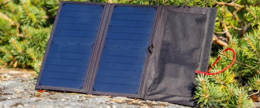¿Qué puedo cargar con un panel solar portátil?