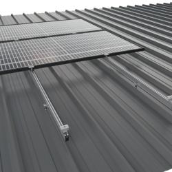Estructura Coplanar Con Carril Continuo para cubierta para 5 Paneles Solares 01.1V5-A